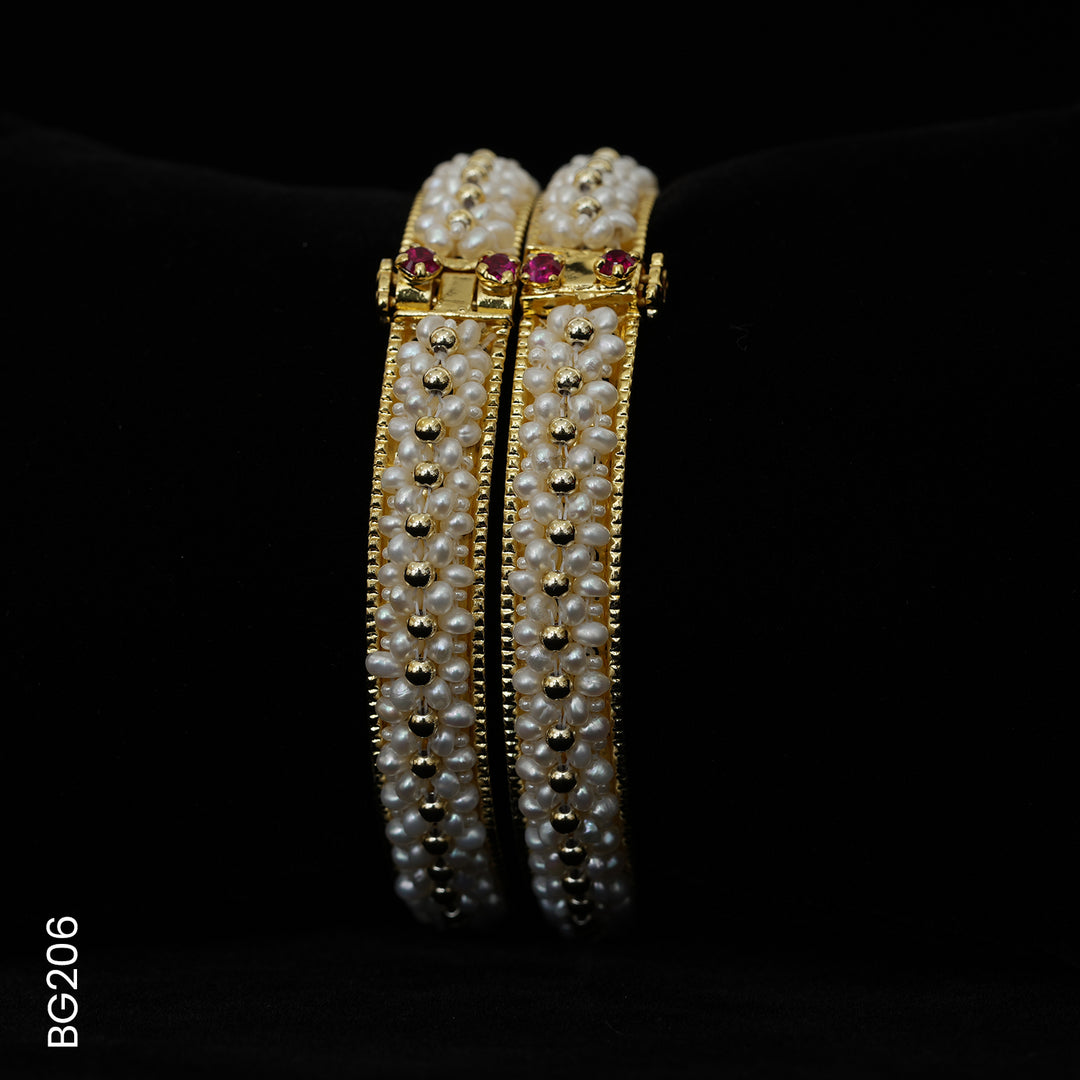 ALLOY GOLD PLATED SEED PEARL WITH GOLD PLATED BALLS BANGLE PAIR (BG206)