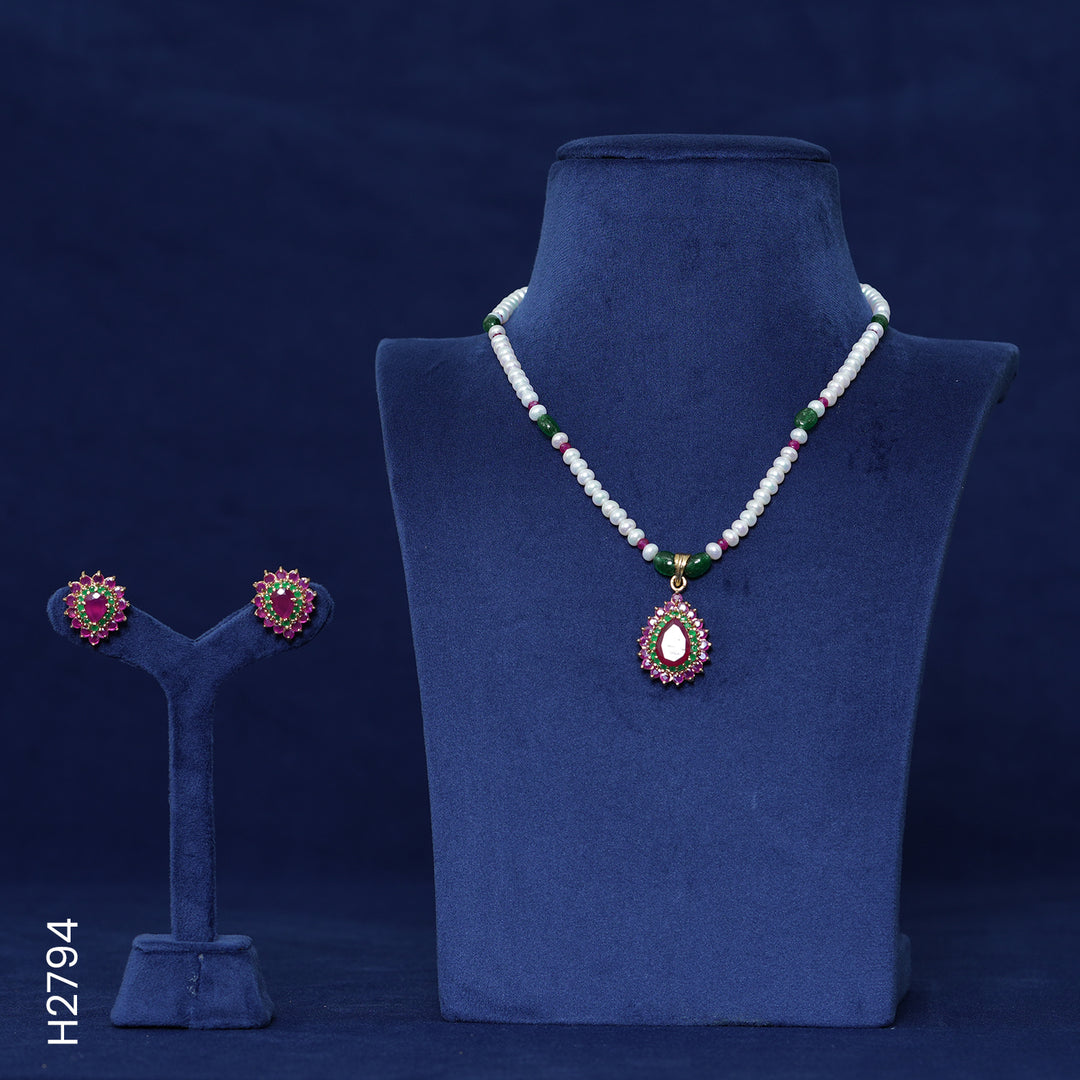 4 LINE PEARL H/SET WITH RED & GREEN COLOR STONES (H2794)