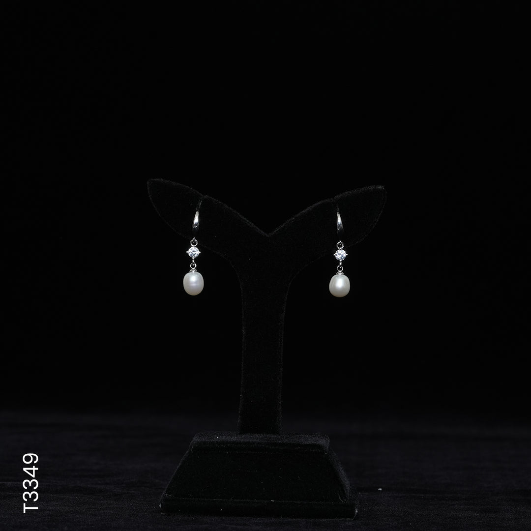 SILVER PEARL TOP HANGING WITH CZ (T3349)