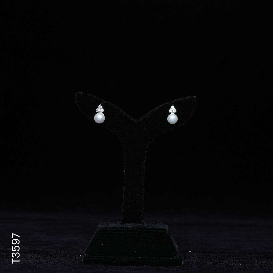 SILVER PEARL TOP WITH CZ (T3597)