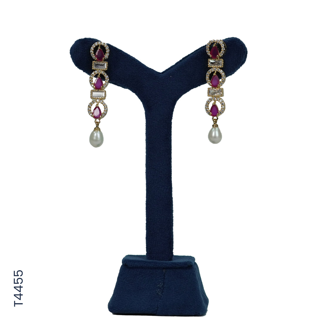 ALLOY GOLD PLATED PEARL HANGING WITH CZ (T4455)