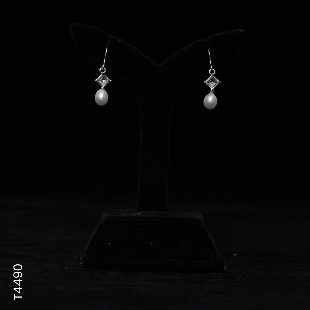 SILVER PEARL HANGING WITH CZ (T4490)