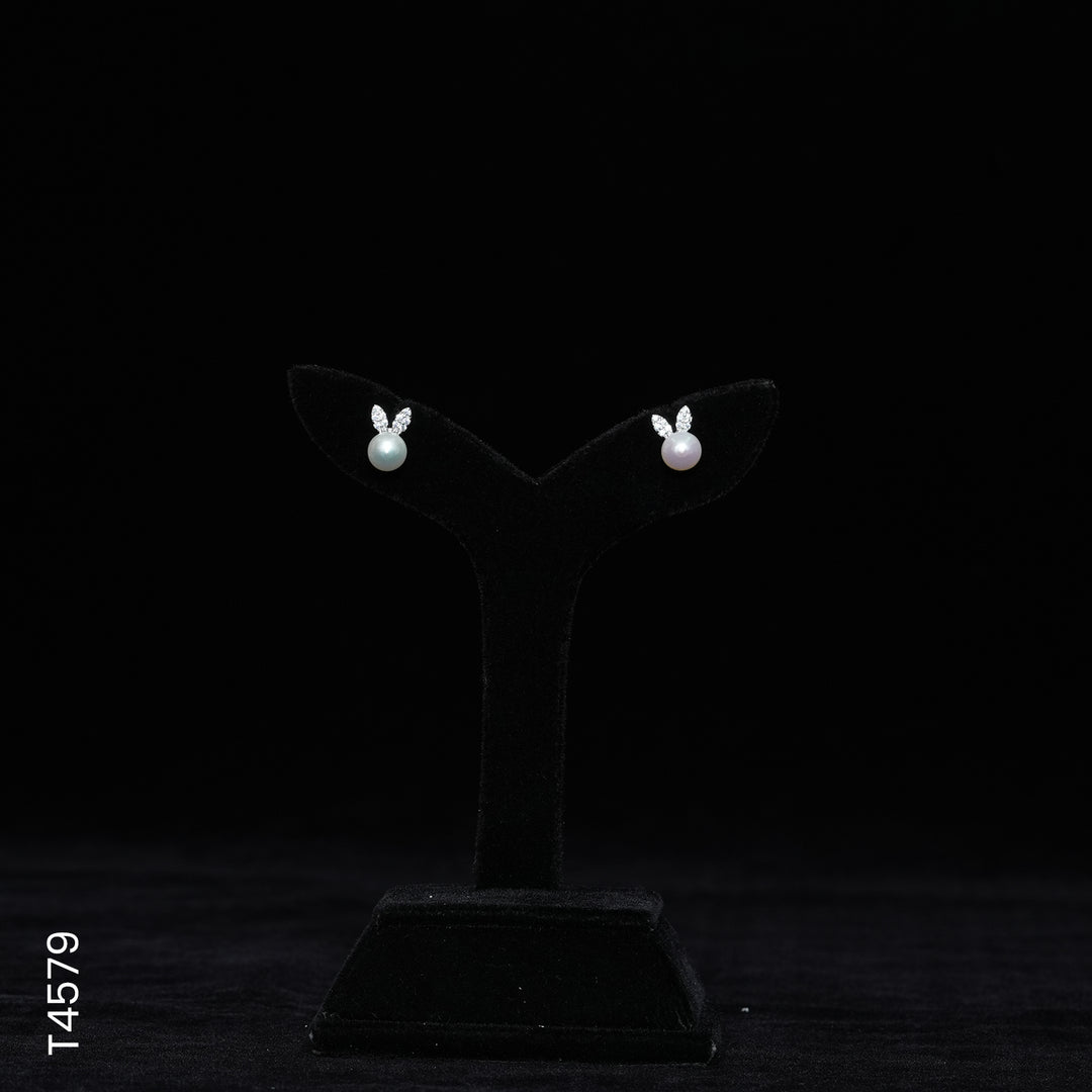 SILVER PEARL TOP WITH CZ (T4579)