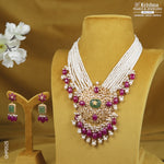 Load and play video in Gallery viewer, Buy Gold Pearl Necklaces Online | Affordable Luxury Pearl Jewellery - GHP0525