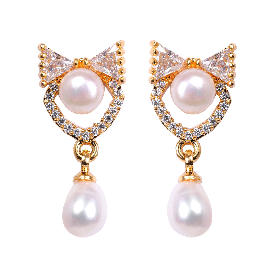 White pearl hanging earring T4278